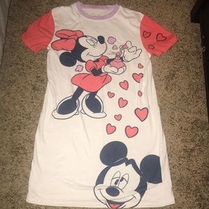 Cakeworthy Tshirt Dress